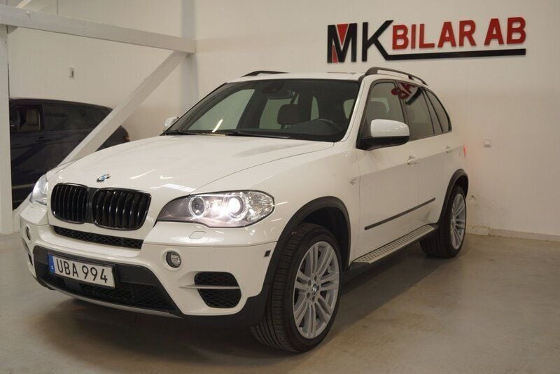 Vit Begagnad 2012 BMW X5 M Sport SUV | 159 900 kr (Bra pris) - Bild 1/4