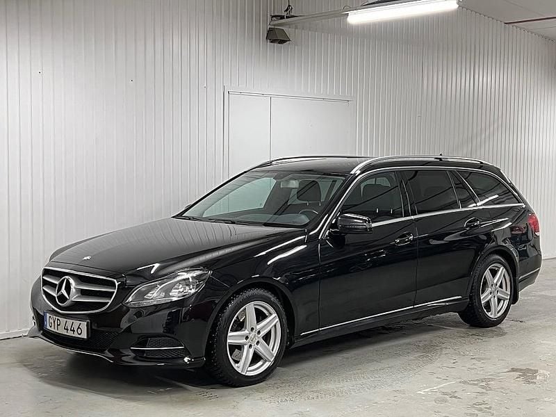 Svart Begagnad 2015 Mercedes E350 Avantgarde Kombi | 175 000 kr - Bild 1/4
