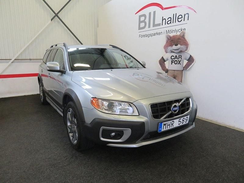 Silver Begagnad 2012 Volvo XC70 Ocean Race SUV | 169 000 kr (Marknadspris) - Bild 1/4