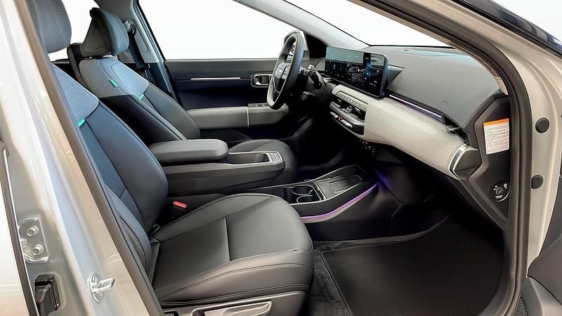 Begagnad Kia EV4 Plus 150 kW (204 HK) 2025 Grå Halvkombi