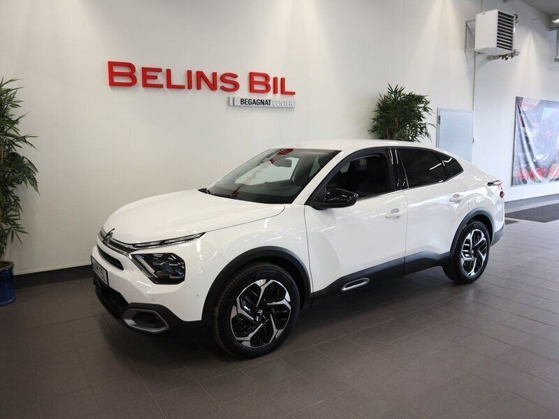 Vit Begagnad 2023 Citroën C4 PureTech Sedan | 259 500 kr (Marknadspris) - Bild 1/4
