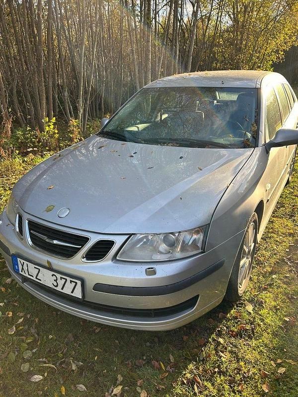 Grå Begagnad 2006 Saab 9-3 Linear Kombi | 15 000 kr (Marknadspris) - Bild 1/4