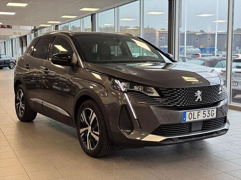 Grå Begagnad 2021 Peugeot 3008 GT SUV | 179 900 kr (Bra pris) - Bild 1/3