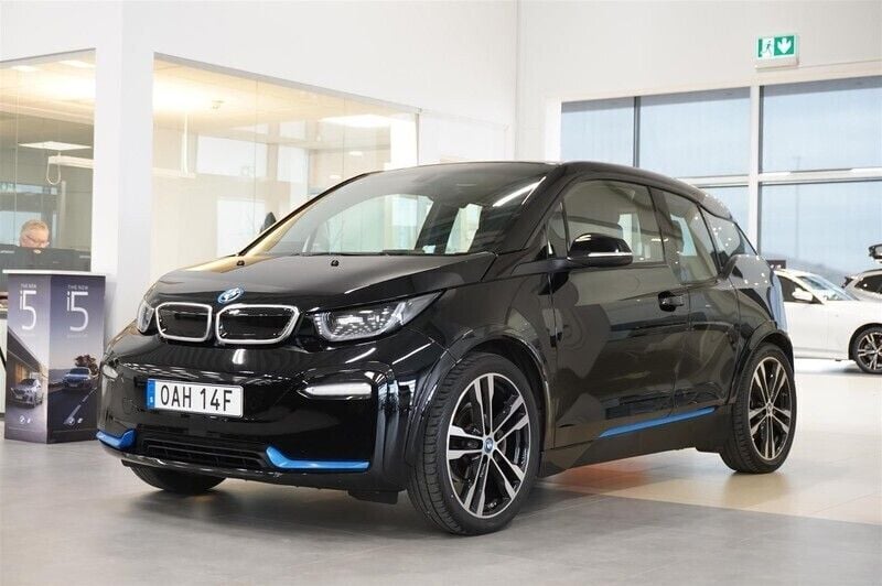 Svart Begagnad 2021 BMW i3 Halvkombi | 219 800 kr - Bild 1/4