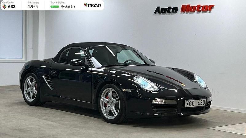 Svart Begagnad 2005 Porsche Boxster S Sport Cab | 349 900 kr (Marknadspris) - Bild 1/3
