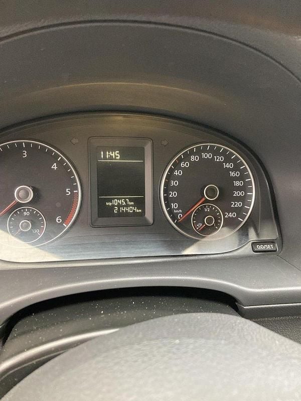 Vit Begagnad 2012 VW Caddy Minibuss | 41 000 kr (Superpris) - Bild 1/4