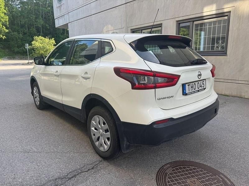 Begagnad Nissan Qashqai 131 HK (96 kW) 2018 Vit SUV