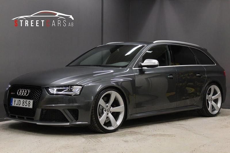 Begagnad Audi RS4 451 HK (331 kW) 2013 Grå Kombi