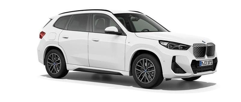 Vit (alpine white) Ny 2025 BMW iX1 Comfort Edition SUV | 578 700 kr (Superpris) - Bild 1/3