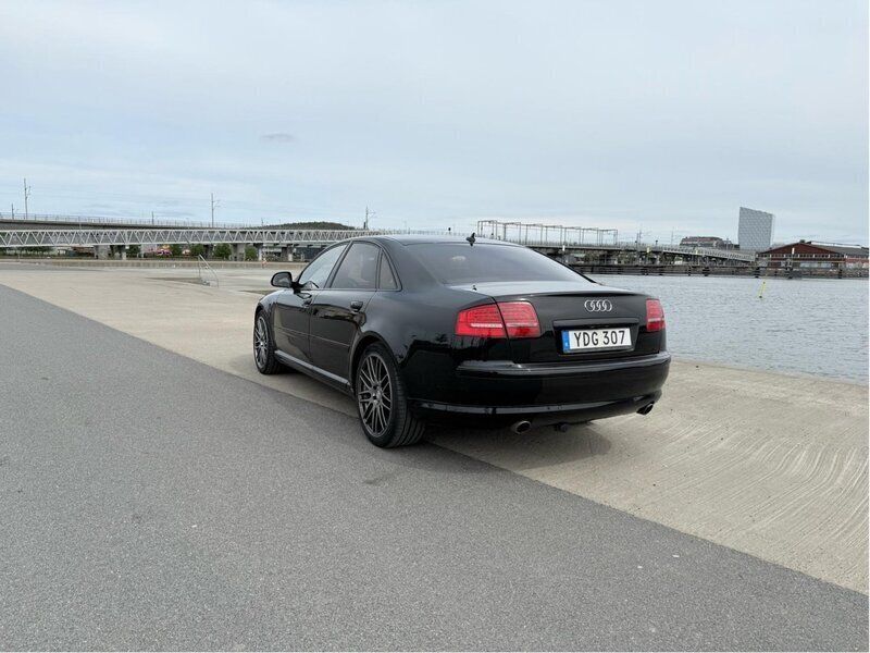 Svart Begagnad 2009 Audi A8 Comfort Sedan | 59 000 kr - Bild 1/4
