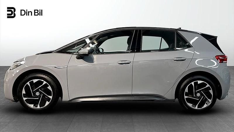 Begagnad VW ID.3 Pro Performance 150 kW (204 HK) 2022 Moonstone grey black Halvkombi
