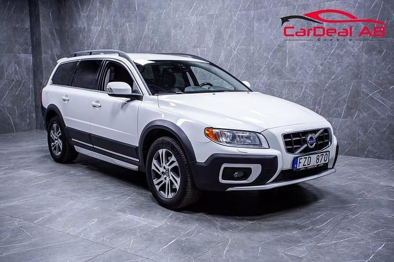Vit Begagnad 2013 Volvo XC70 Momentum Kombi | 148 800 kr (Bra pris) - Bild 1/4