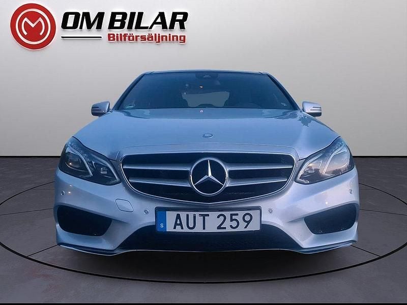 Silver Begagnad 2014 Mercedes E350 Avantgarde Sedan | 250 000 kr (Marknadspris) - Bild 1/4