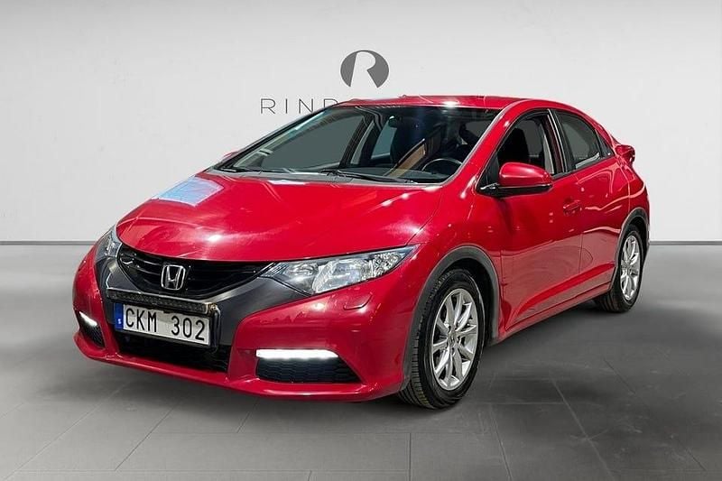 Begagnad Honda Civic Comfort 99 HK (72 kW) 2012 Röd Halvkombi