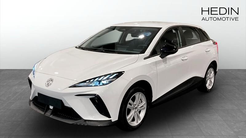 Vit (white) Begagnad 2024 MG MG4 EV Halvkombi | 299 990 kr (Lite dyr) - Bild 1/4