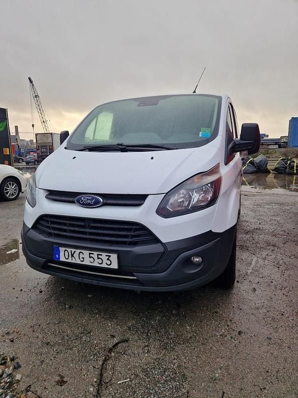Begagnad Ford Transit Custom 105 HK (77 kW) 2017