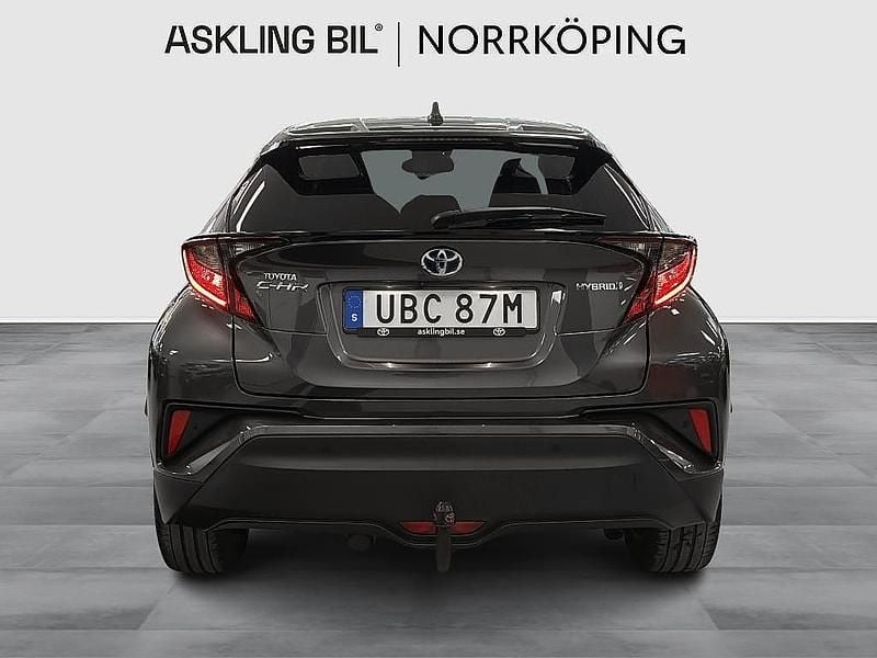 Begagnad Toyota C-HR Edition 122 HK (89 kW) 2021 Mörkgrå SUV