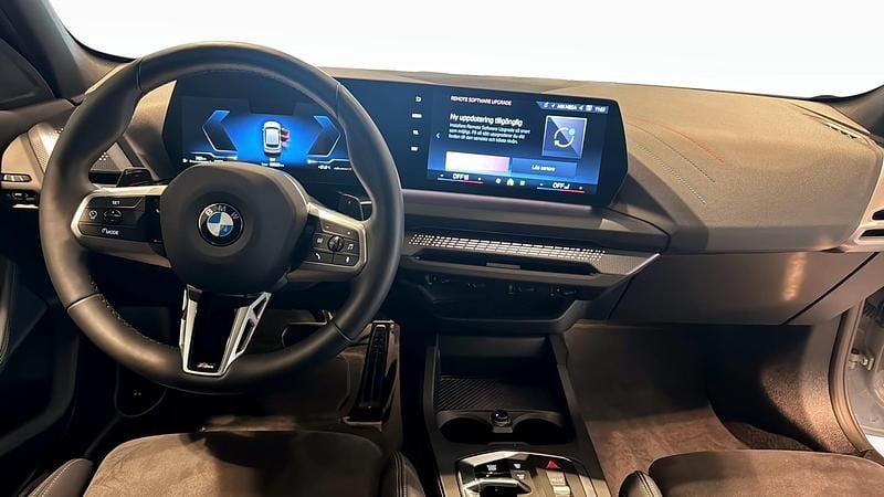 Begagnad BMW 120 M Sport 170 HK (125 kW) 2025 Halvkombi