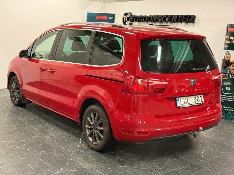 Begagnad Seat Alhambra Ecomotive 141 HK (103 kW) 2011 Röd Minibuss