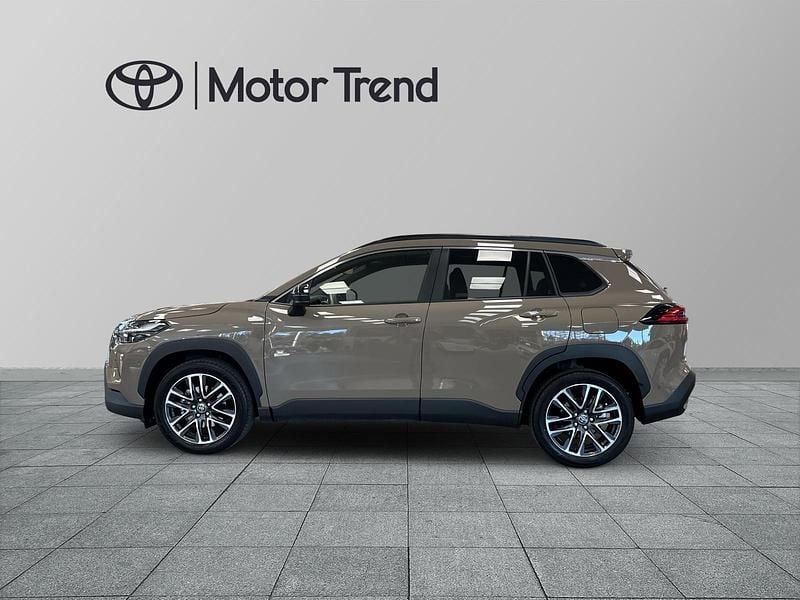Begagnad Toyota Corolla Cross Executive 200 HK (147 kW) 2025 Brun SUV