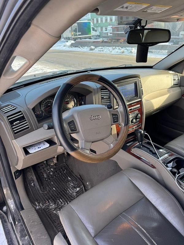 Begagnad Jeep Grand Cherokee 231 HK (169 kW) 2005 SUV