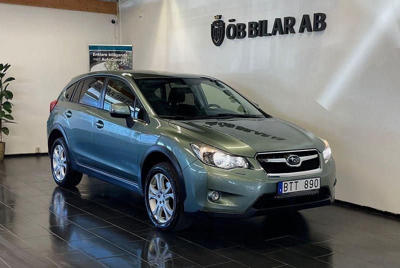 Ljusgrön (grön) Begagnad 2013 Subaru XV SUV | 81 900 kr (Marknadspris) - Bild 1/4