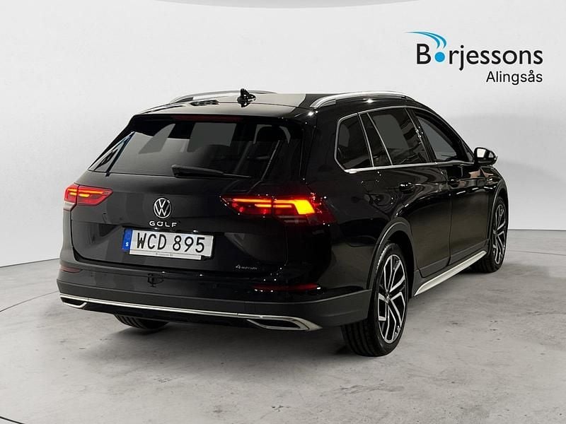 Begagnad VW Golf Alltrack 192 HK (141 kW) 2023 Svart Kombi