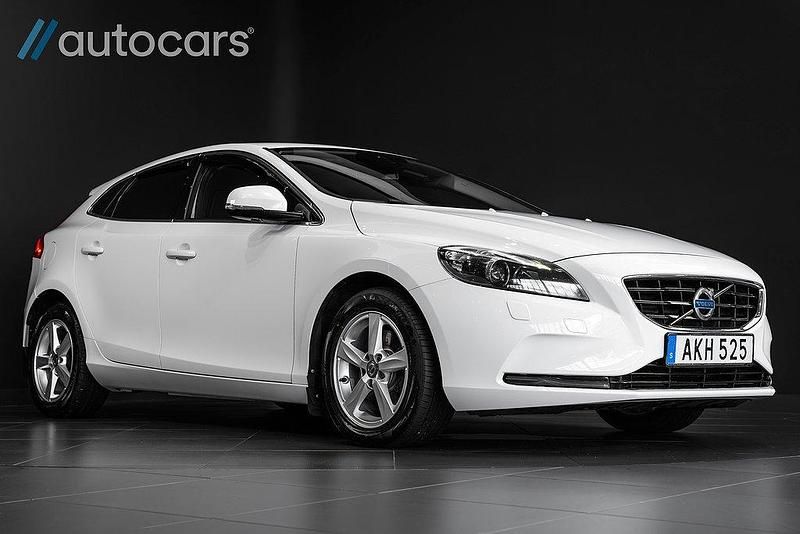 Vit Begagnad 2014 Volvo V40 Kombi | 114 000 kr (Lite dyr) - Bild 1/4