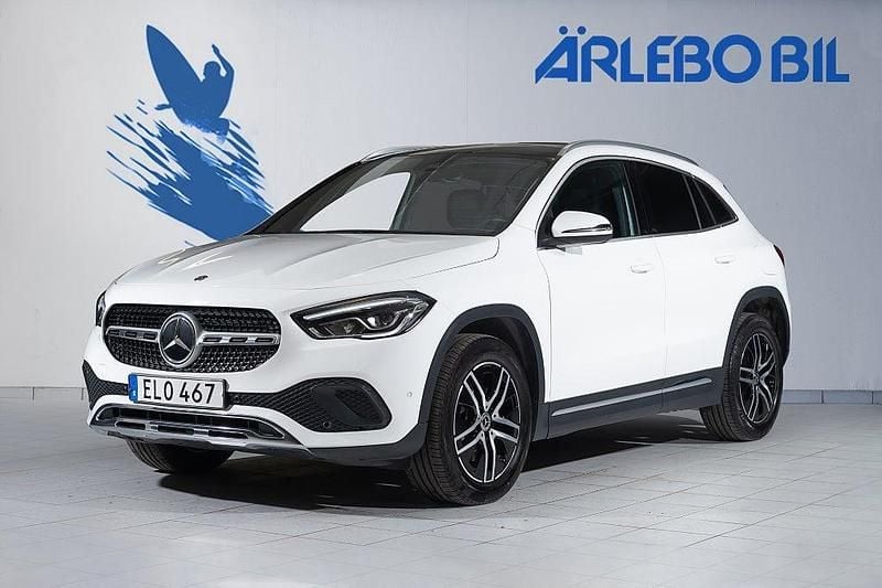 Vit Begagnad 2023 Mercedes GLA250 SUV | 354 900 kr (Bra pris) - Bild 1/4