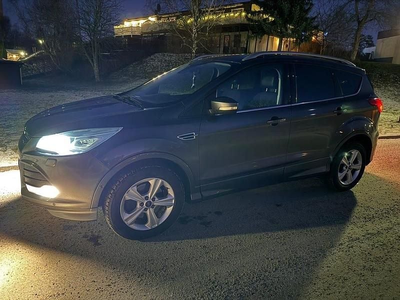 Begagnad 2015 Ford Kuga Titanium X SUV | 78 000 kr (Superpris) - Bild 1/4