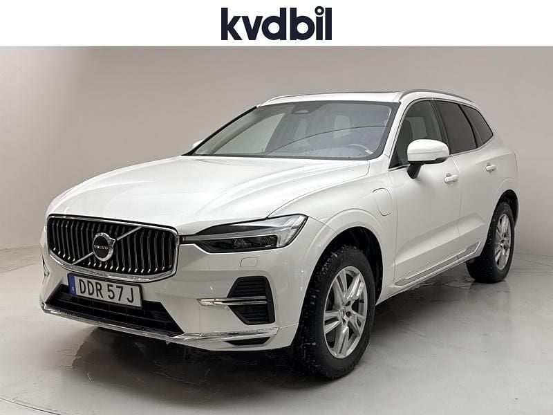 Vit Begagnad 2022 Volvo XC60 SUV | 389 900 kr (Bra pris) - Bild 1/3