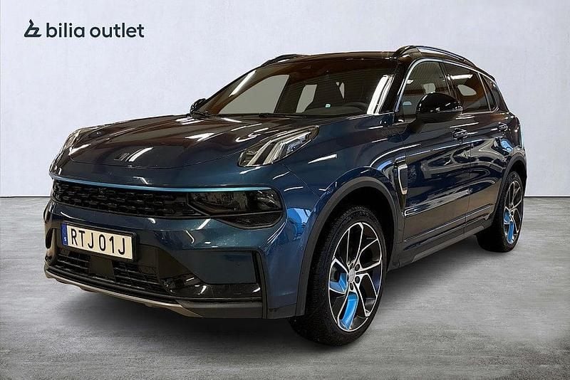 Blå Begagnad 2023 Lynk & Co 01 SUV | 294 900 kr (Marknadspris) - Bild 1/3