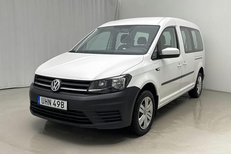 Vit Begagnad 2020 VW Caddy Maxi Life Life Minibuss | 219 000 kr (Marknadspris) - Bild 1/4