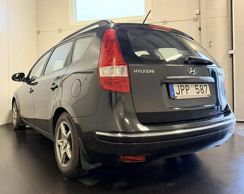Begagnad Hyundai i30 126 HK (92 kW) 2009 Svart Kombi