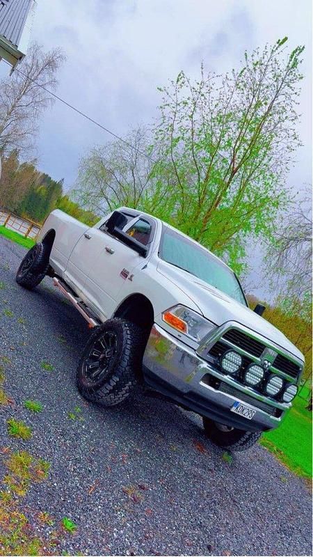 Vit Begagnad 2011 Dodge Ram Pickup | 399 999 kr (Dyr) - Bild 1/4