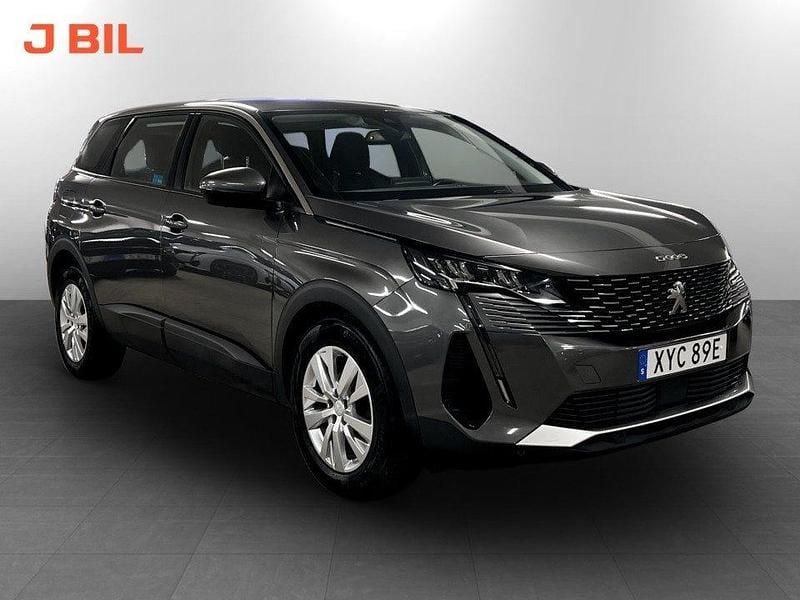 Grå Begagnad 2020 Peugeot 5008 Active SUV | 239 900 kr (Marknadspris) - Bild 1/3