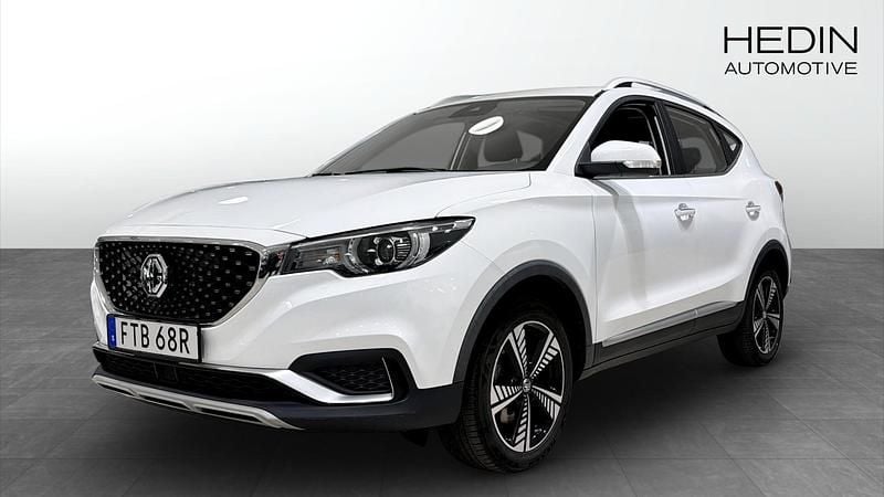Vit Begagnad 2020 MG ZS Luxury Halvkombi | 149 900 kr (Marknadspris) - Bild 1/4