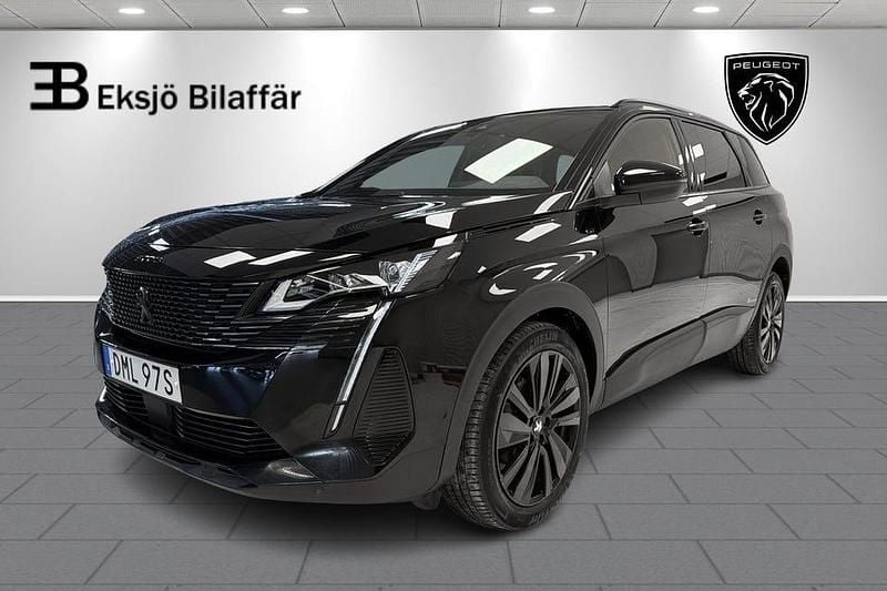 Svart Begagnad 2024 Peugeot 5008 GT SUV | 297 500 kr (Marknadspris) - Bild 1/4
