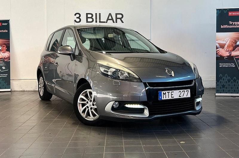 Grå Begagnad 2012 Renault Scénic III Minibuss | 59 900 kr (Marknadspris) - Bild 1/4