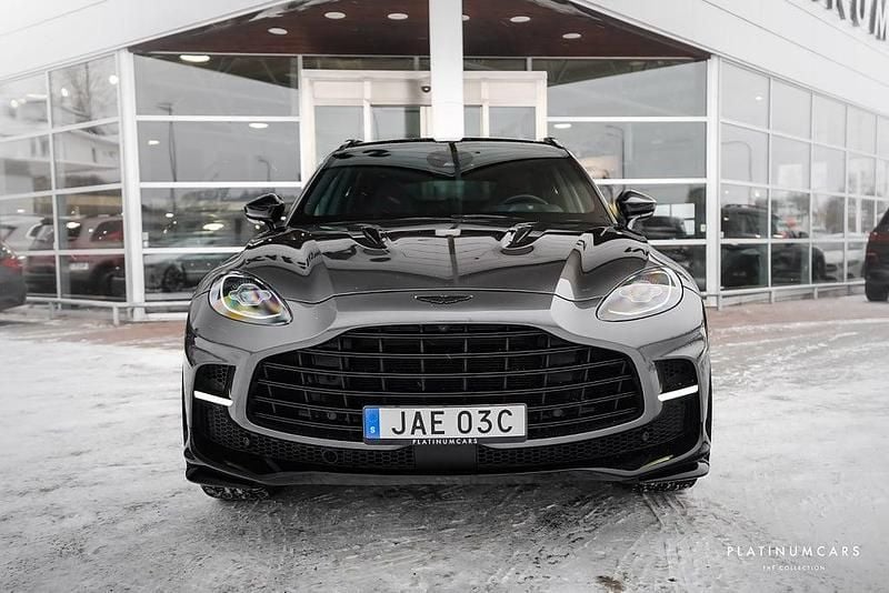 Begagnad Aston Martin DBX 707 707 HK (519 kW) 2022 Grå SUV