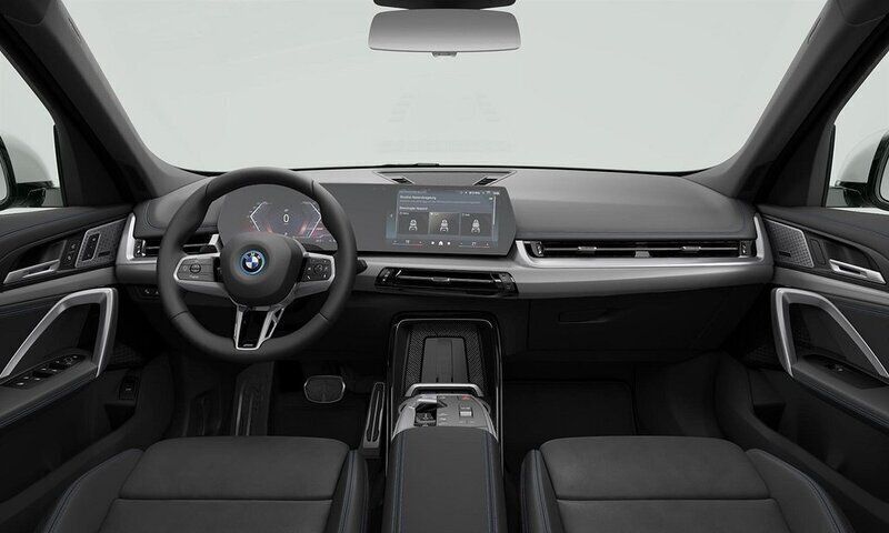 Begagnad BMW iX1 M Sport 230 kW (313 HK) 2024 Vit SUV
