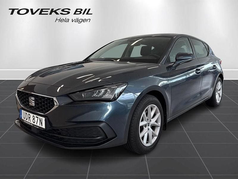 Mörkgrå (magnetic tech metallic) Begagnad 2020 Seat Leon Style Kombi | 149 900 kr (Superpris) - Bild 1/4