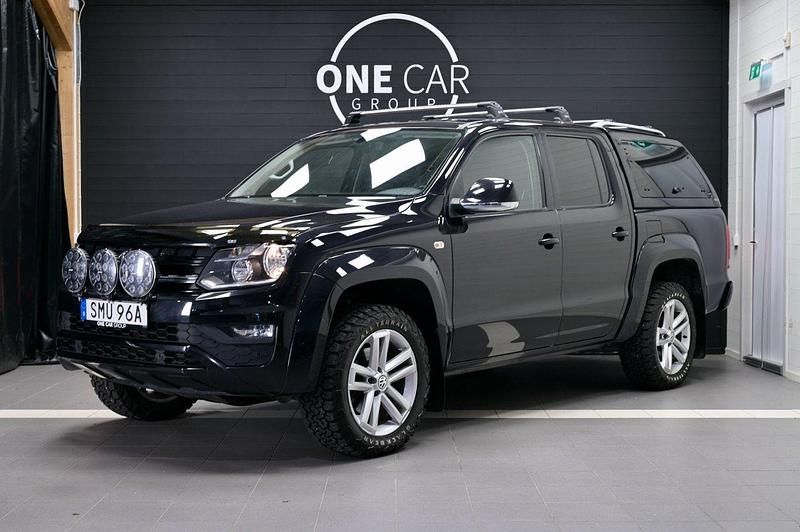 Svart Begagnad 2020 VW Amarok Pickup | 359 800 kr (Marknadspris) - Bild 1/4