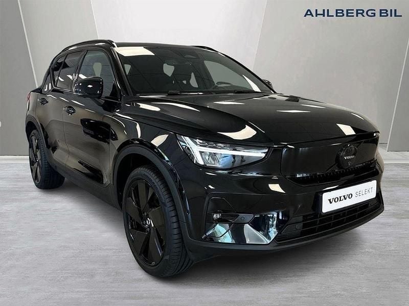 Svart Begagnad 2024 Volvo EX40 Ultra SUV | 519 500 kr - Bild 1/3