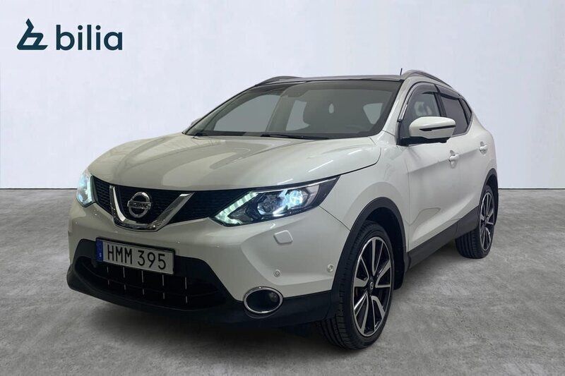 Vit Begagnad 2016 Nissan Qashqai SUV | 159 900 kr (Lite dyr) - Bild 1/4