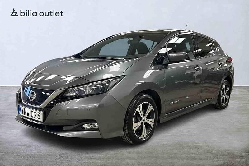 Begagnad Nissan Leaf 2019 Grå Halvkombi