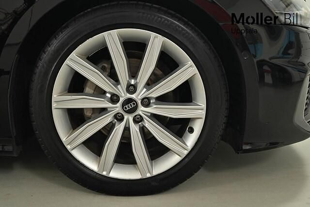 Begagnad Audi A6 S-Line 204 HK (150 kW) 2022 Brilliantsvart Kombi