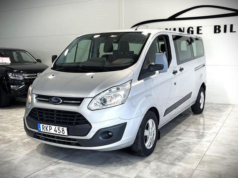 Grå Begagnad 2017 Ford Transit Custom Kombi | 209 000 kr (Marknadspris) - Bild 1/4