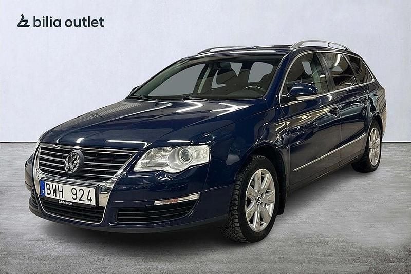 Mörkblå Begagnad 2009 VW Passat Kombi | 29 900 kr (Marknadspris) - Bild 1/4