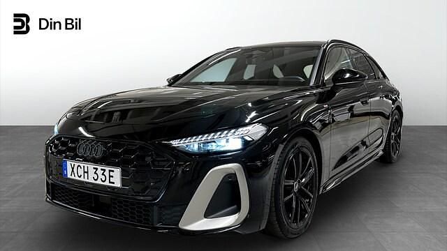 Mytsvart metallic Begagnad 2025 Audi A5 S-Line Sportkupé | 619 000 kr - Bild 1/4